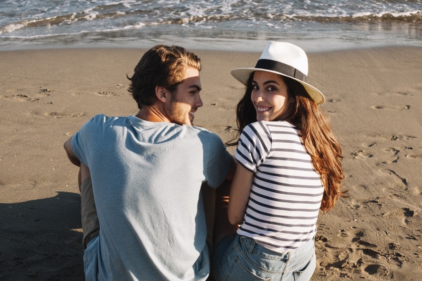 Ready for a fun beach holiday? Want to practise your English?